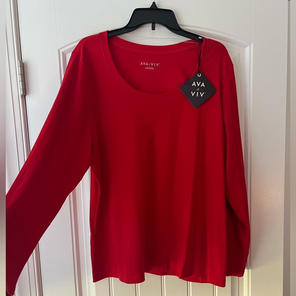 Red Ava and Viv scoop neck shirt. Long sleeve